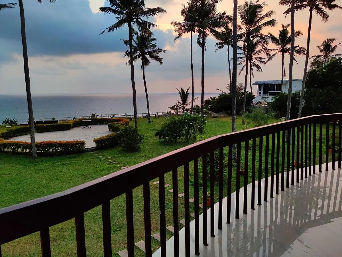 Hotel Pura Vida Varkala